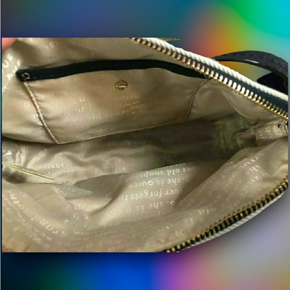 Winner is being select NOW!! Mystery Box + entry KATE SPADE Navy Blue & Cream - Picture 15 of 17